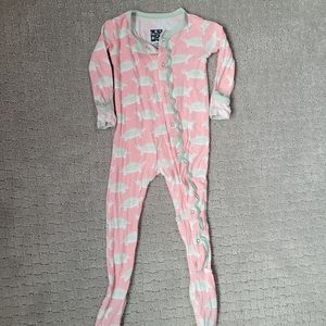 KicKee Pants 9 to 12 Month Baby Girls Snap Footed Pajamas, Pink, Pet Free home